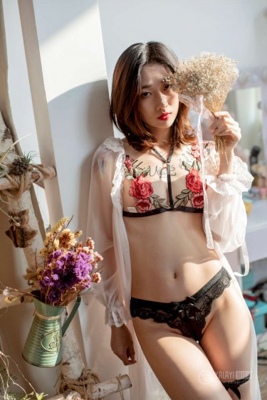 彭小苒